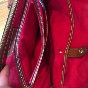 Dooney & Bourke